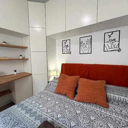 Bed & Breakfast Parrales *