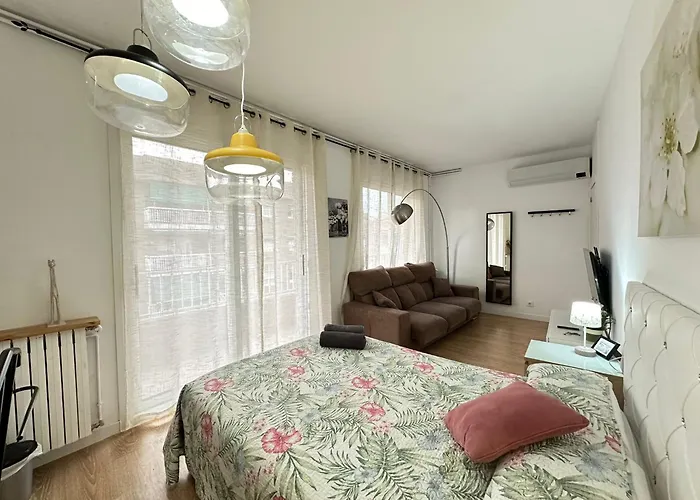 Parrales فندق مبيت وإفطار